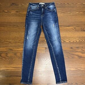KanCan™ Lightly Distressed High Rise Dark Wash Skinny Jean size 25